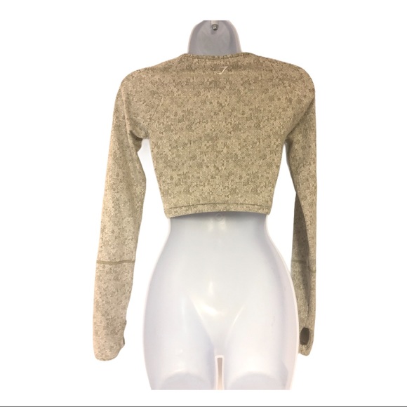 Gymshark Fleur Textured Crop Top - Picture 3 of 5